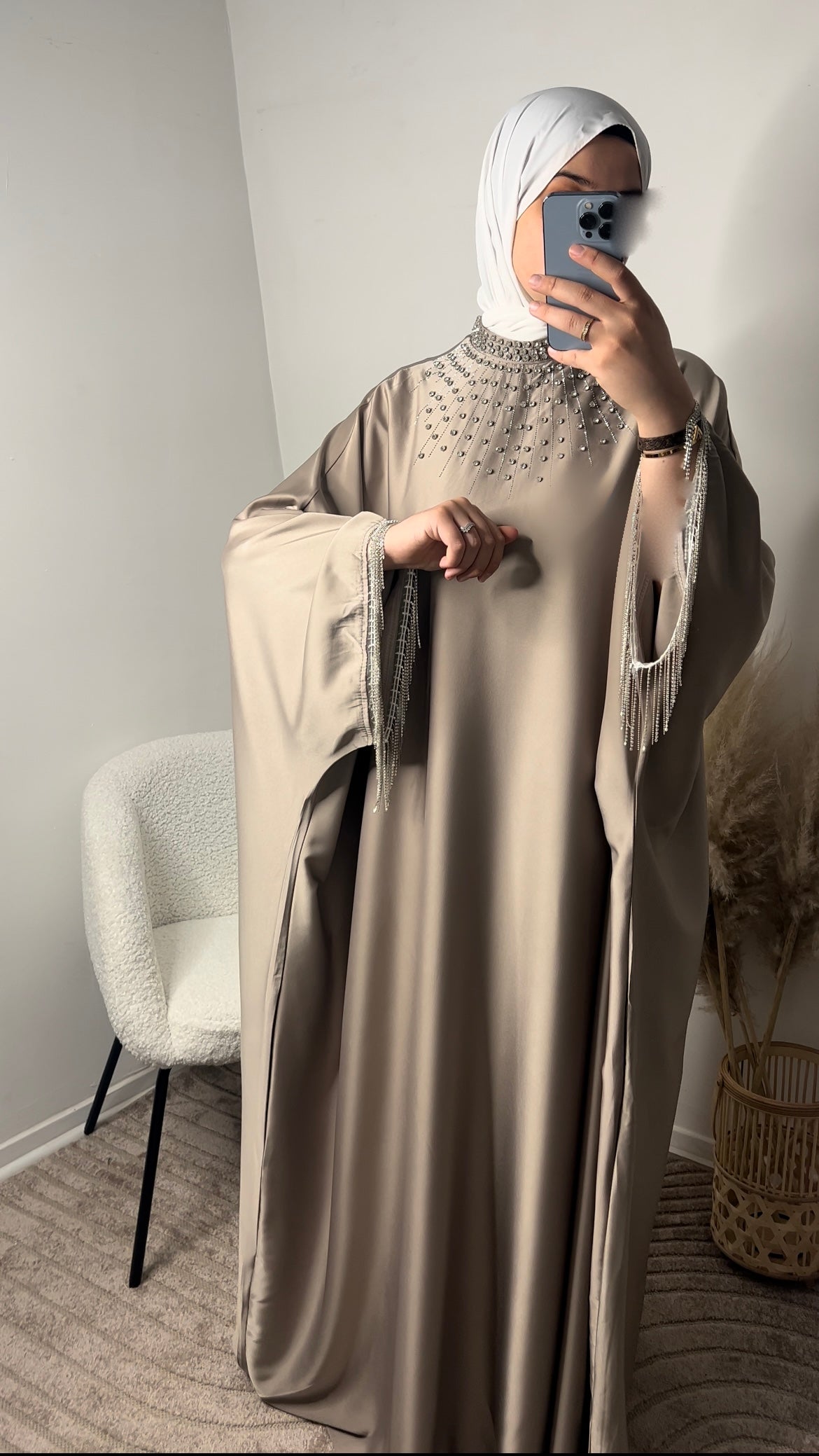Abaya Nesma